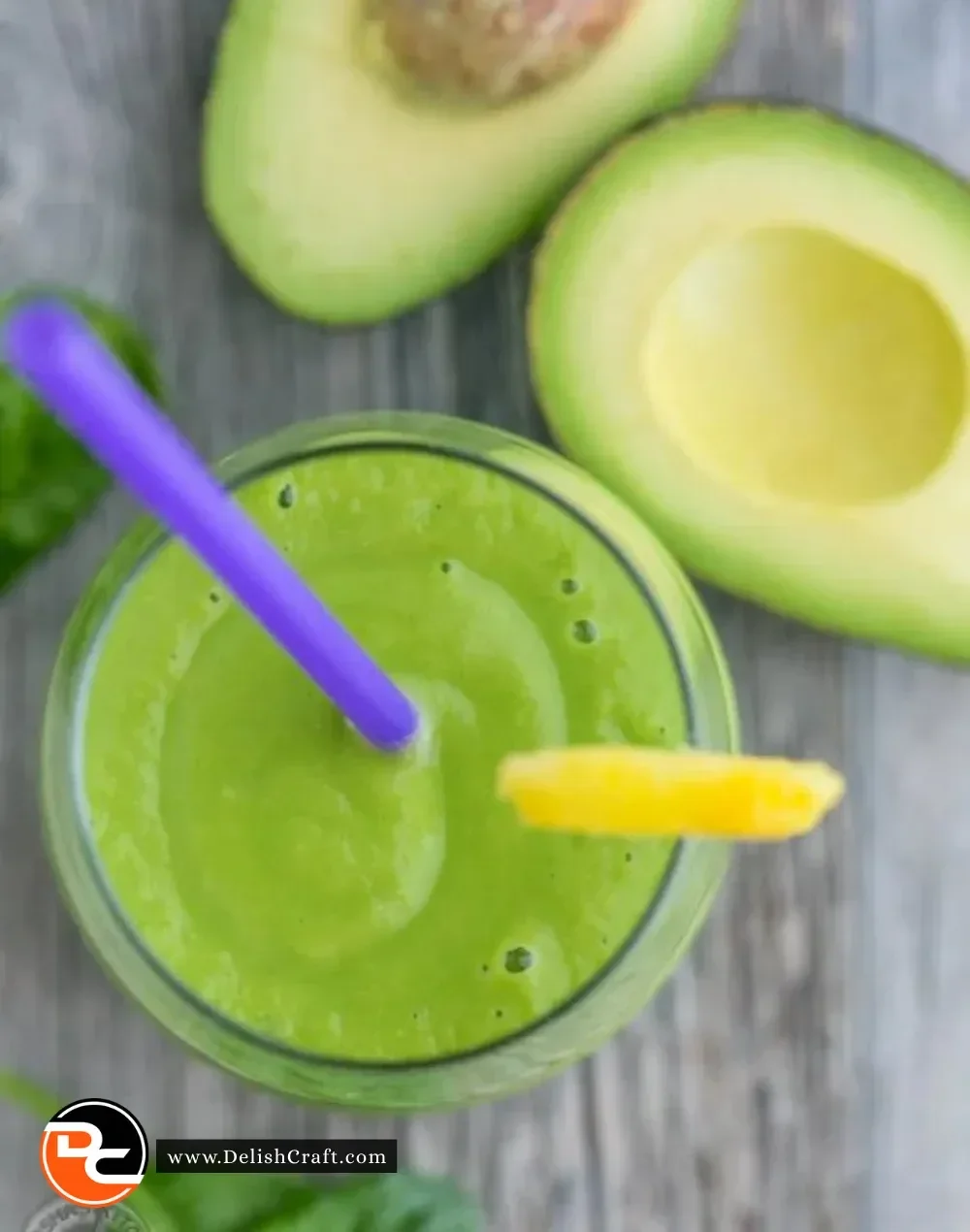Easy smoothie recipes with fruits and vegetables in a blender