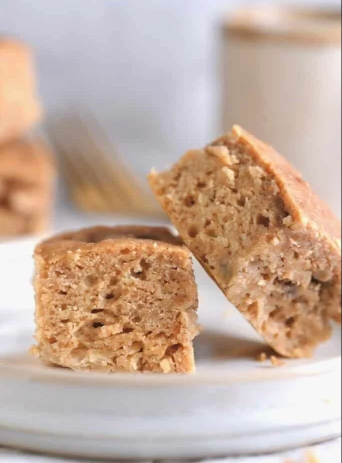 Delicious Apple Pie Protein Bars, perfect for a healthy snack on-the-go