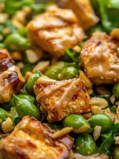 Crunchy Peanut Tofu and Edamame Salad