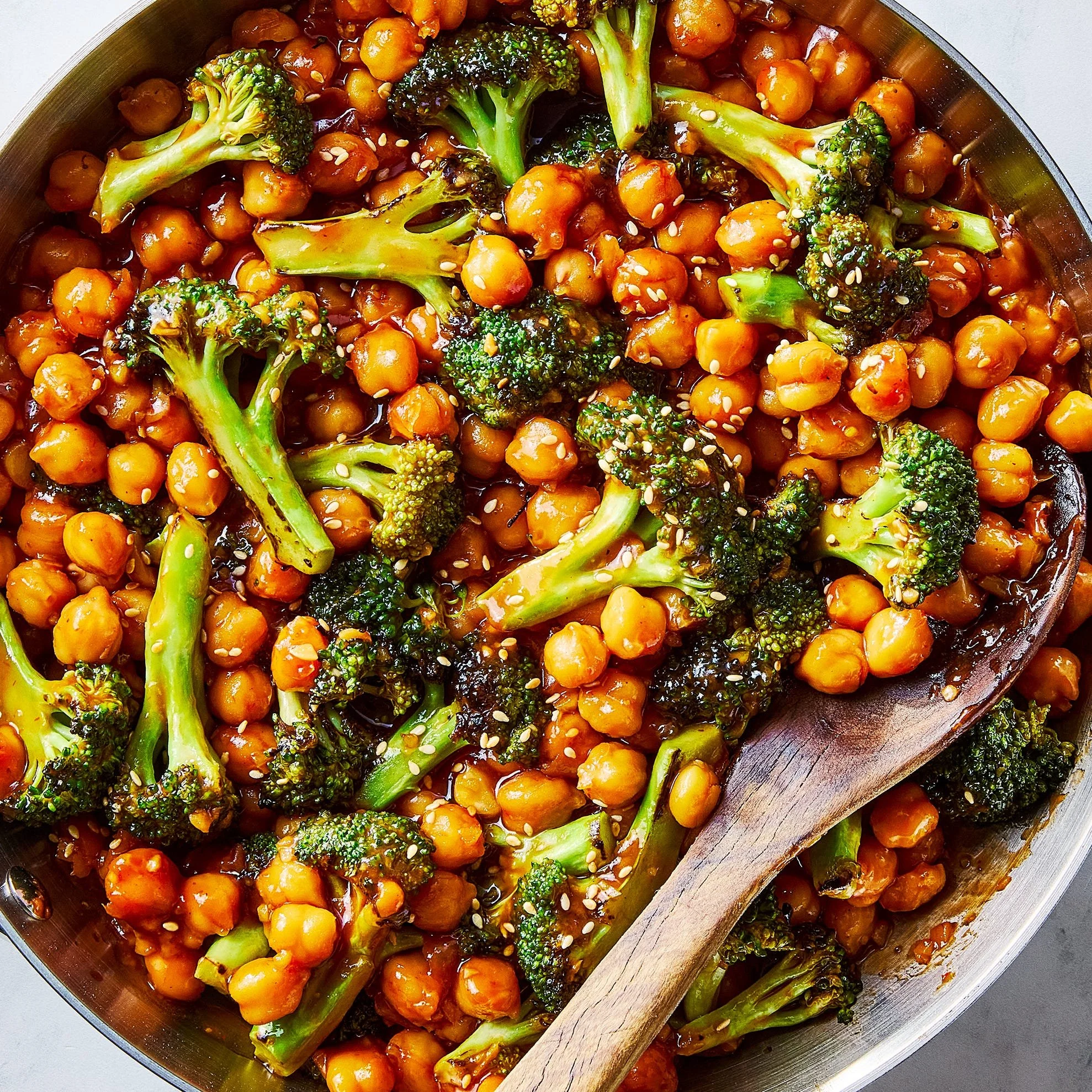 Sticky Sesame Chickpeas & Broccoli
